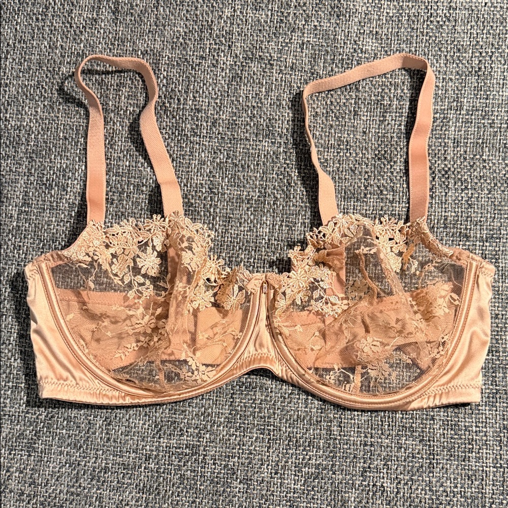 Wingslove | Elegant Lace Underwire Bra | 36DDD
